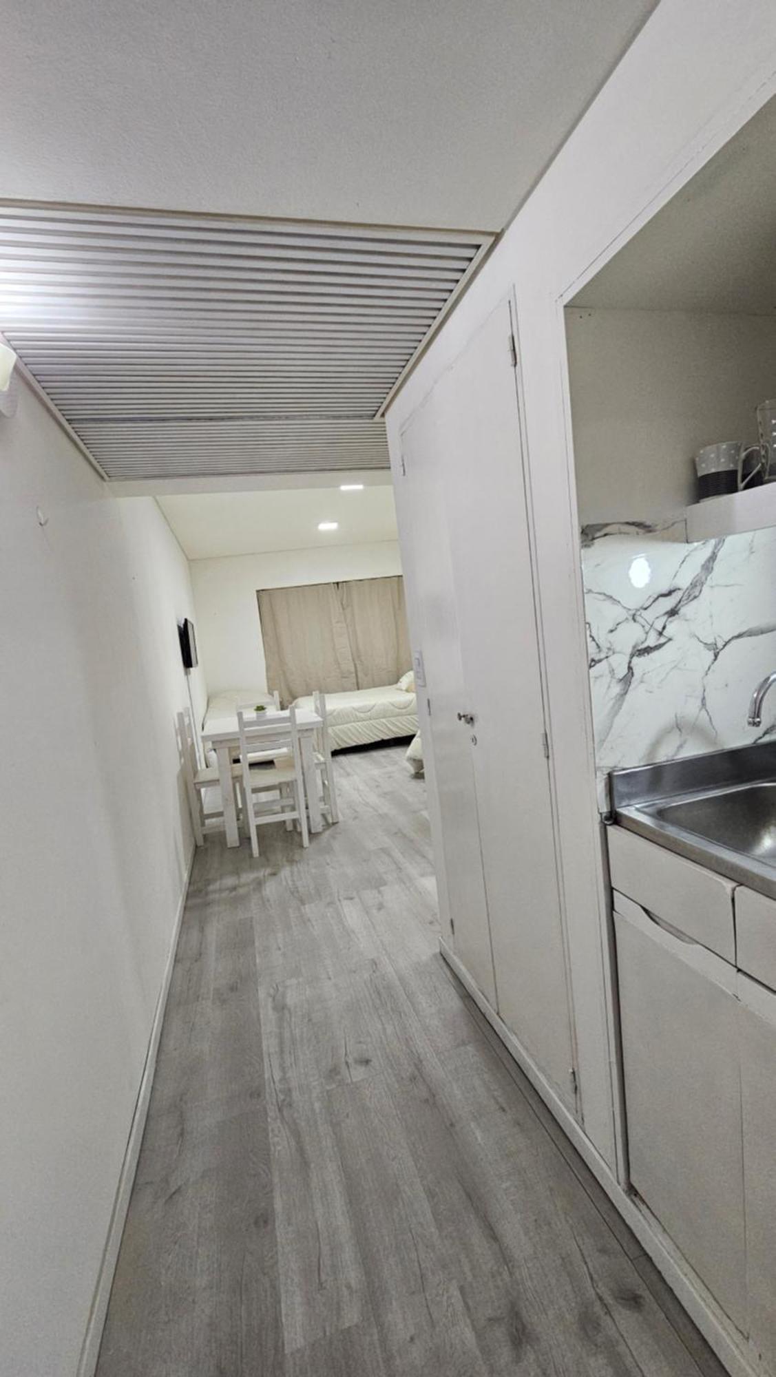 Апартаменты Departamento En Microcentro A Pasos Del Obelisco Буэнос-Айрес Экстерьер фото